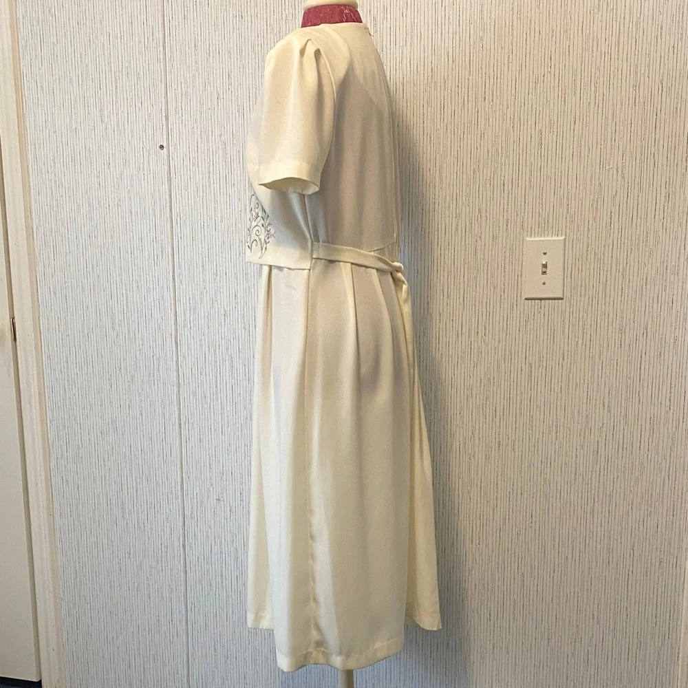 Peri  Size 12P Elegant Cream Floral Embroidered  Midi Event Party Evening Dress - Picture 3 of 7